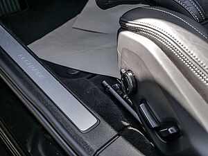 Volvo  T8 AWD Ultimate Dark AWD
