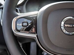 Volvo  T8 AWD Ultimate Dark AWD