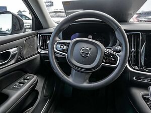 Volvo  Kombi 2.0 Plus Dark Recharge Plug-In Hybrid AWD