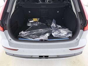 Volvo  T6 Plus Dark Recharge Plug-In Hybrid AWD