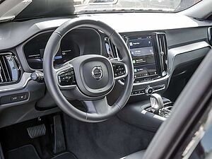 Volvo  Kombi 2.0 Plus Dark Recharge Plug-In Hybrid AWD