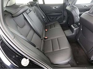 Volvo  T6 Plus Dark Recharge Plug-In Hybrid AWD