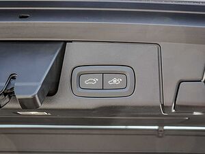 Volvo  2.0 Inscription Expression Recharge Plug-In Hybrid AWD