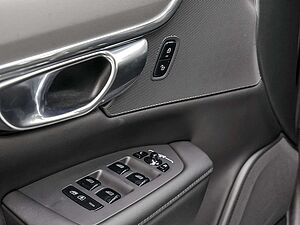 Volvo  Kombi 2.0 Inscription Recharge Plug-In Hybrid AWD