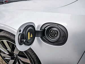 Volvo  Kombi 2.0 Inscription Recharge Plug-In Hybrid AWD