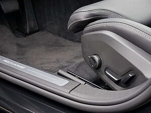 Volvo  T8 PHEV Ultimate Dark AWD