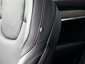 Volvo  T8 PHEV Ultimate Dark AWD