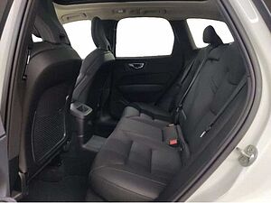 Volvo  T6 Plus Dark Recharge Plug-In Hybrid AWD