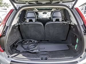 Volvo  2.0 Plus Bright Recharge Plug-In Hybrid AWD