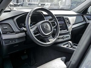 Volvo  2.0 Plus Bright Recharge Plug-In Hybrid AWD