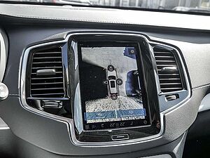Volvo  2.0 Plus Bright Recharge Plug-In Hybrid AWD