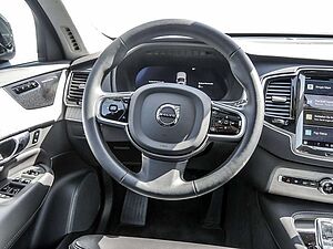 Volvo  T8 Ultra Dark Plug-In Hybrid AWD