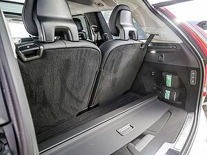 Volvo  T8 Ultra Dark Plug-In Hybrid AWD