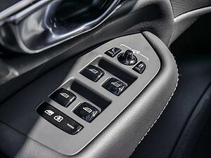 Volvo  T8 Ultra Dark Plug-In Hybrid AWD
