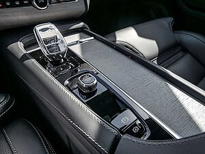 Volvo  T8 Ultra Dark Plug-In Hybrid AWD