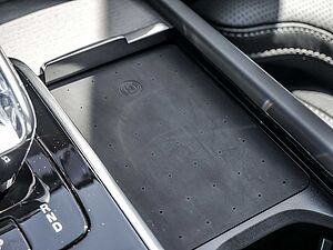 Volvo  T8 Ultra Dark Plug-In Hybrid AWD