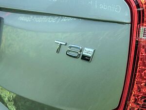 Volvo  T8 Ultra Dark Plug-In Hybrid AWD