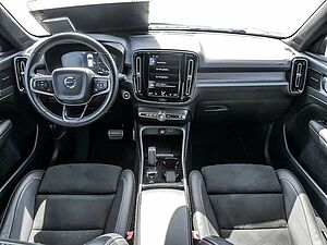 Volvo  T5 Recharge R-Design