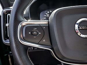 Volvo  T5 Recharge R-Design