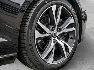 Volvo  B4 R-Design KLIMA PDC SHZ KAMERA NAVI LED