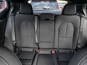 Volvo  Core Recharge Pure Electric AWD SHZ LED