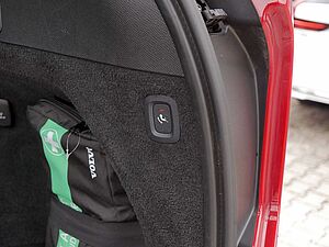 Volvo  T8 Plus Dark Recharge Plug-In Hybrid AWD