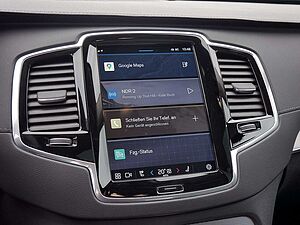 Volvo  T8 Plus Dark Recharge Plug-In Hybrid AWD