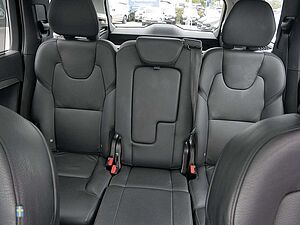 Volvo  T8 Plus Dark Recharge Plug-In Hybrid AWD