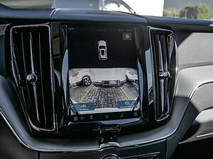 Volvo  2.0 Plus Dark Recharge Plug-In Hybrid AWD