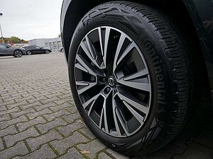 Volvo  2.0 Inscription Recharge Plug-In Hybrid AWD