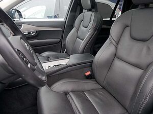 Volvo  2.0 Inscription Recharge Plug-In Hybrid AWD