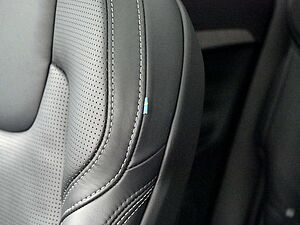 Volvo  2.0 Inscription Recharge Plug-In Hybrid AWD