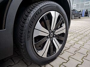 Volvo  Plus Recharge Pure Electric 2WD ACC LED