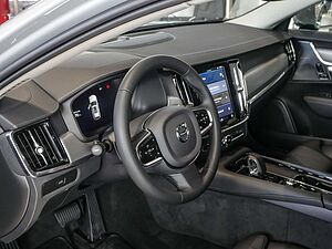 Volvo  Kombi 2.0 Ultimate Bright H/K ACC HUD LED