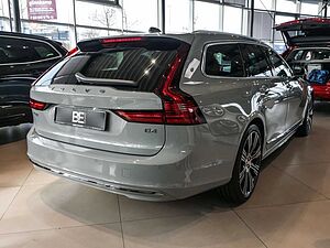 Volvo  Kombi 2.0 Ultimate Bright H/K ACC HUD LED