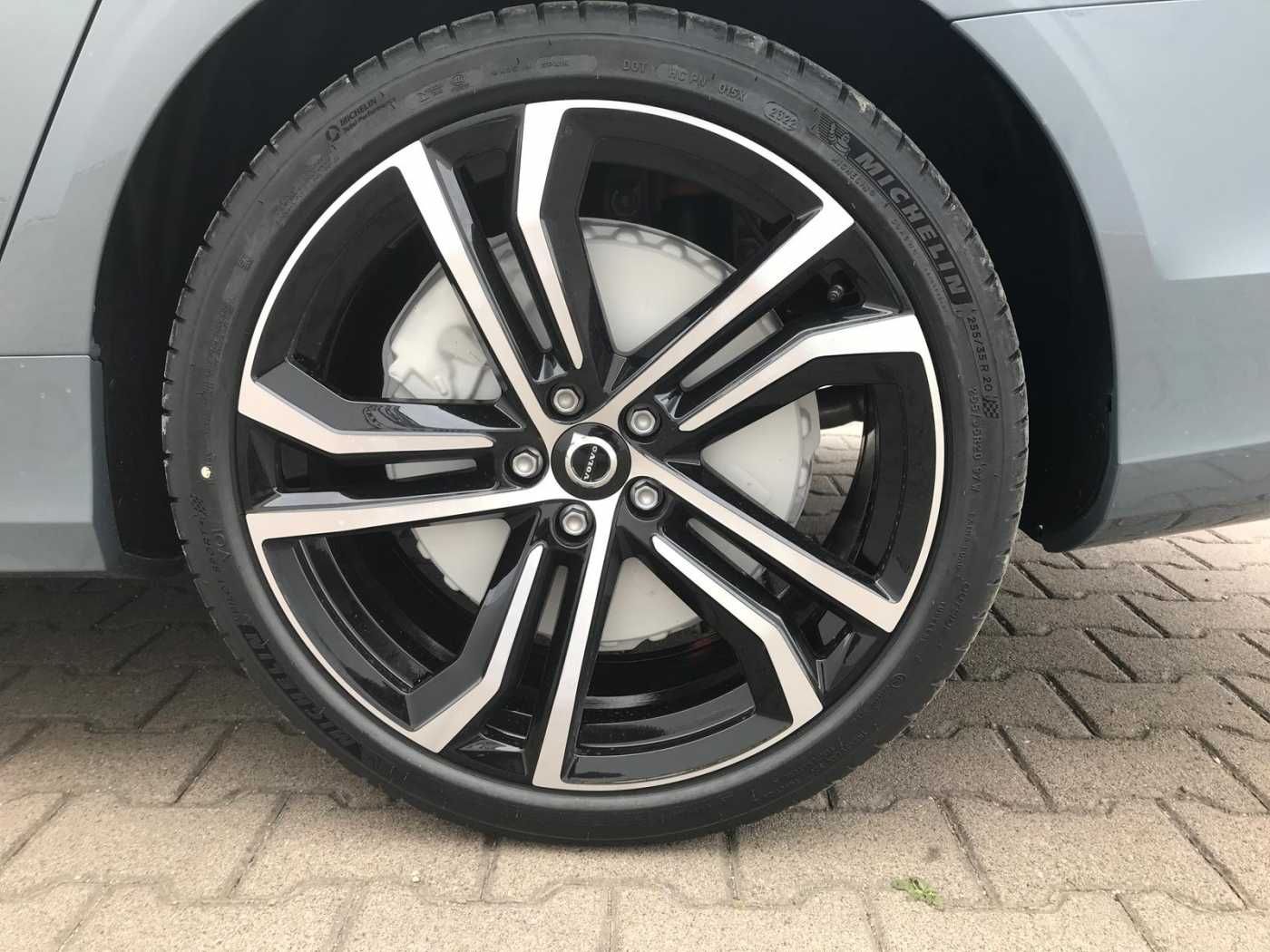 Volvo  21'