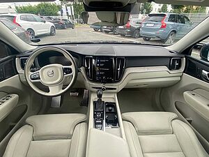 Volvo  T6 AWD Inscription 360° HUD LUFT PANO SHZ