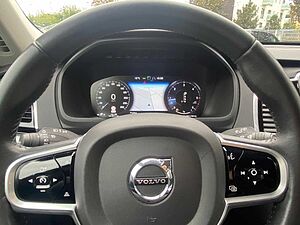 Volvo  D5 AWD Momentum 2xPDC ACC DAB+ FHZ SHZ NAV