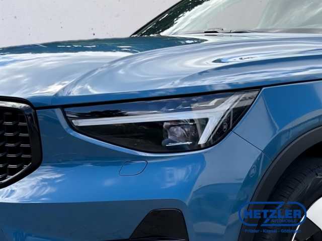 Volvo  XC40 Ultra, B4 Mild-Hybrid, Benzin, Dark