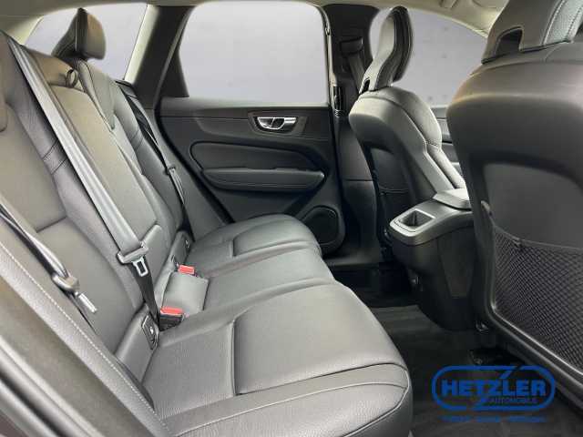 Volvo  XC60 Momentum Pro, B4 AWD Mild-Hybrid Diesel