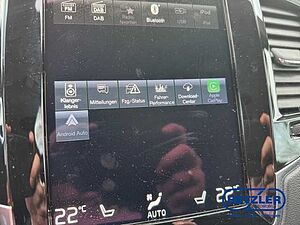Volvo  XC90 Recharge R-Design, T8 AWD plug-in hybrid, 7 Sitze