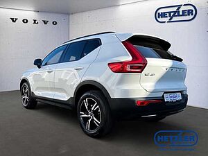 Volvo  XC40 Plus, B4 Mild-Hybrid, Benzin, Dark