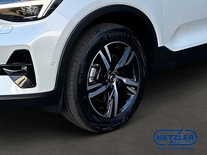 Volvo  XC40 Plus, B4 Mild-Hybrid, Benzin, Dark
