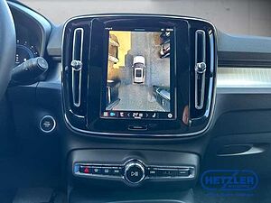 Volvo  XC40 Plus, B4 Mild-Hybrid, Benzin, Dark