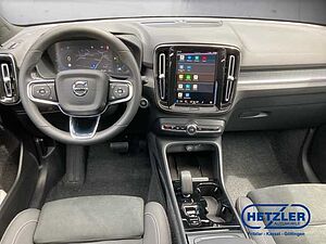 Volvo  XC40 Plus, B3 Mild-Hybrid, Benzin, Dark