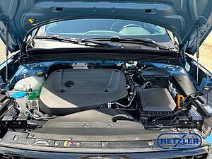 Volvo  XC40 Ultra, B4 Mild-Hybrid, Benzin, Dark