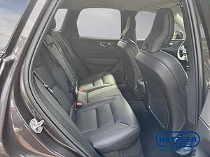 Volvo  XC60 Plus, B4 AWD Mild-Hybrid, Diesel, Dark