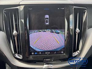 Volvo  XC60 Plus, B4 AWD Mild-Hybrid, Diesel, Dark