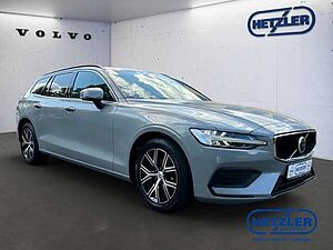 Volvo  V60 Core, B4 Mild-Hybrid, Benzin