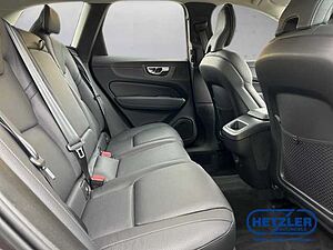 Volvo  XC60 Momentum Pro, B4 AWD Mild-Hybrid Diesel